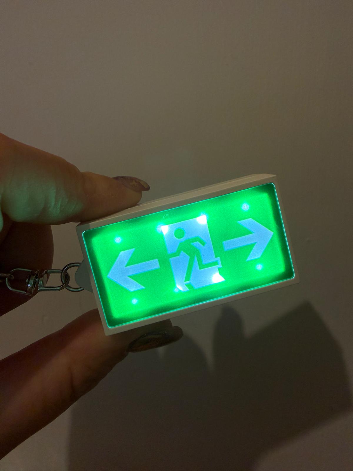 (Emergency exit Sign with light)可着燈緊急出口鎖匙扣