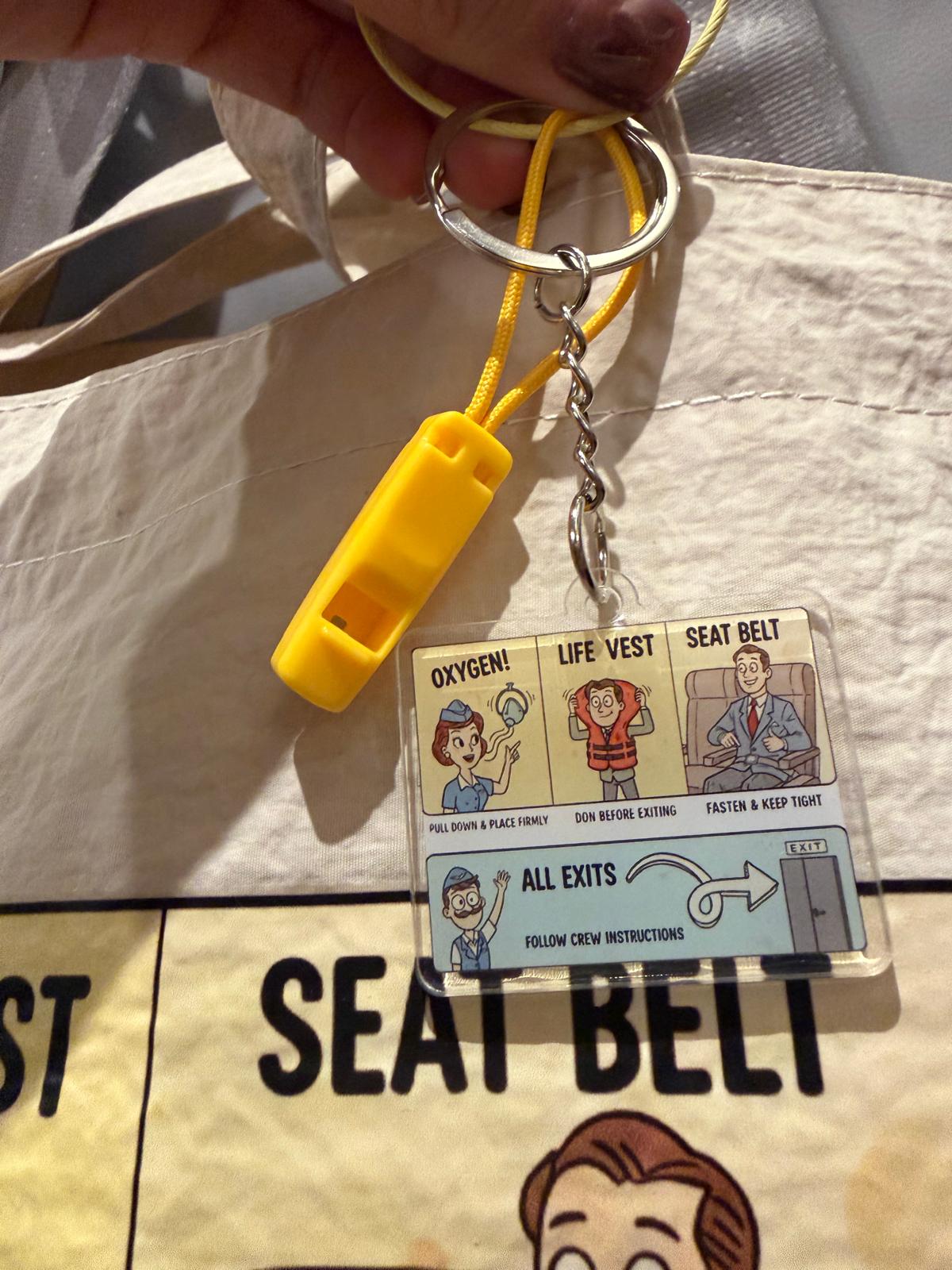 Cabin Ready Safety Card Shoulder Bag(with Mirror & Whistle)安全指示卡側孭袋