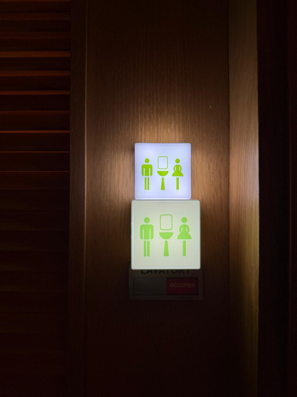 (The "Mini A350 Lavatory Sign Light)迷你版 A350 洗手間指示燈 (Type-C 充電款)