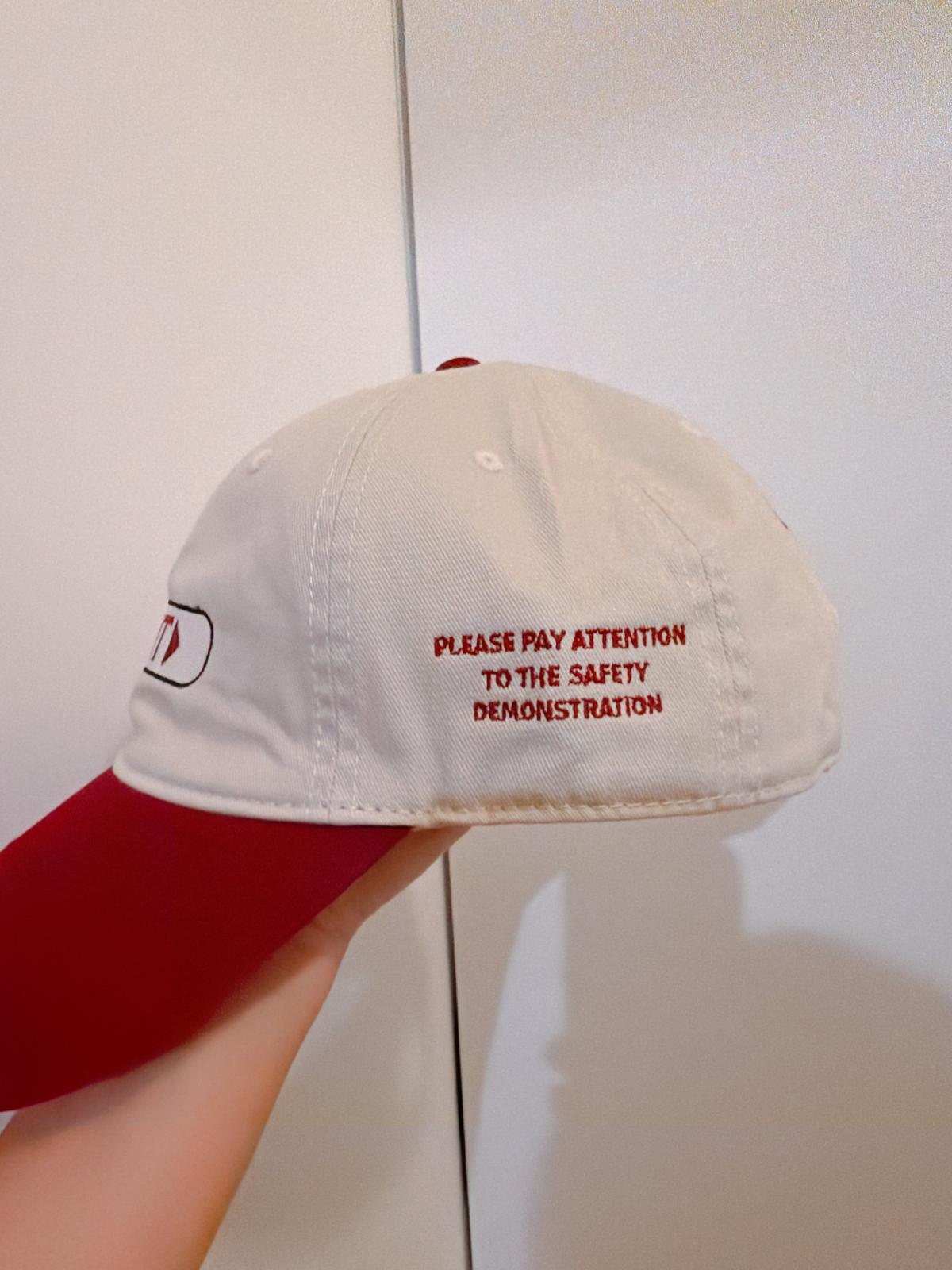 緊急出口 刺繡棒球帽Emergency Exit Embroidered Cap