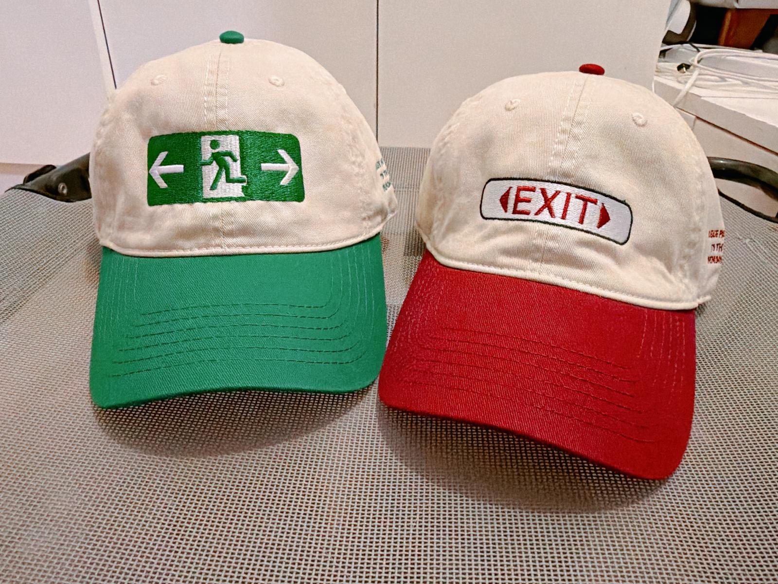 緊急出口 刺繡棒球帽Emergency Exit Embroidered Cap
