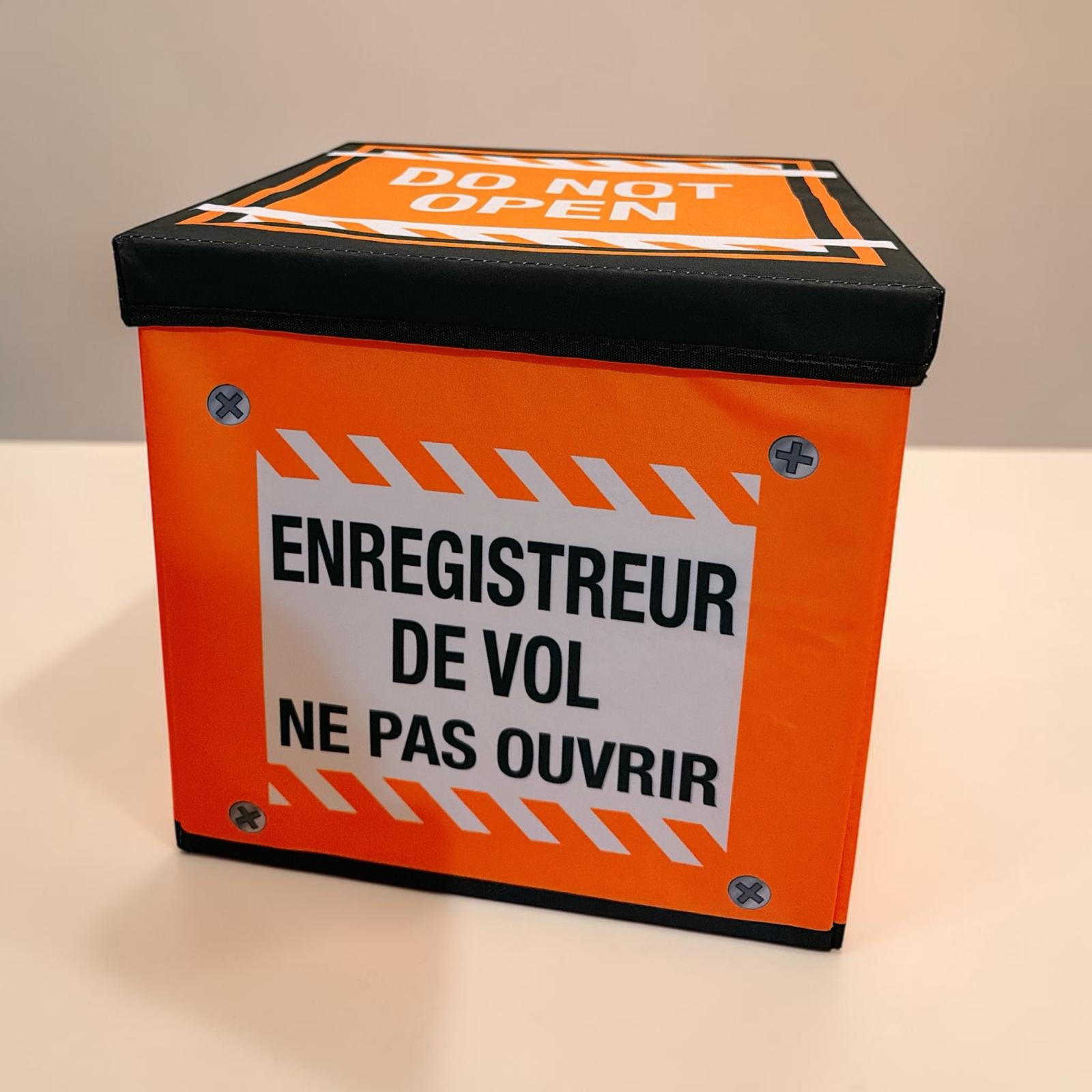 DO NOT OPEN (黑盒收納箱)
