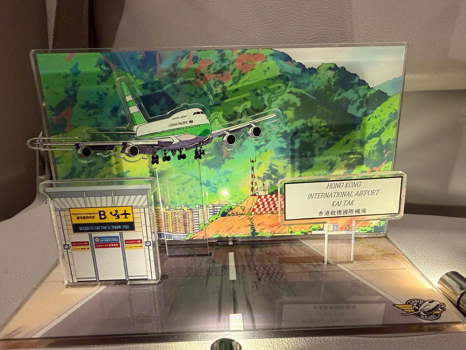 RUNWAY 13 Clear to Land 復古系列 "Our Queen is back ✈️"